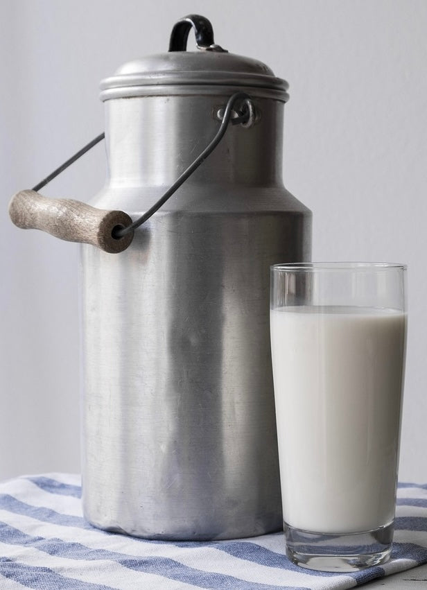 Milk (Grass Fed & Unpasteurized) - 2 L